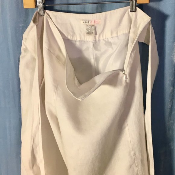 ALDO TREVI white linen cropped pants knickers sz 6 - Picture 3 of 4